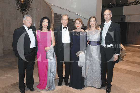 Alberto Martínez, Dora Sada, Javier Alanís, María Teresa Santos, Alejandra Salinas de Del Valle y Ricardo Del Valle