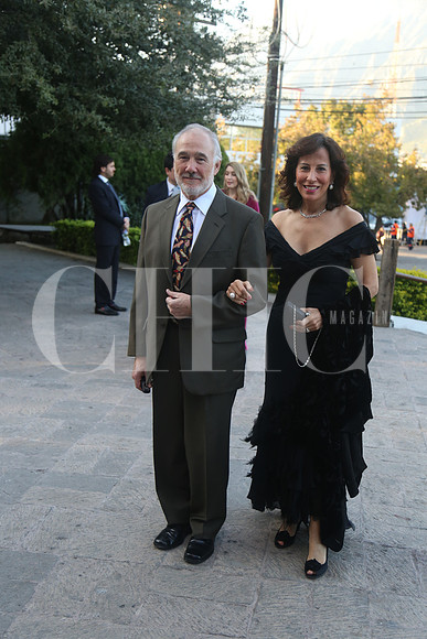 Jorge Fernandez y Alejandra Barrera de Fernandez