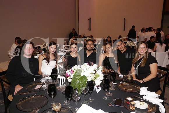 Alberto Guajardo, Catalina Cruz, Valeria Villarreal, Abraham Marquez, Karla Perez, Leonardo Lopez y Carolina Herrera 2