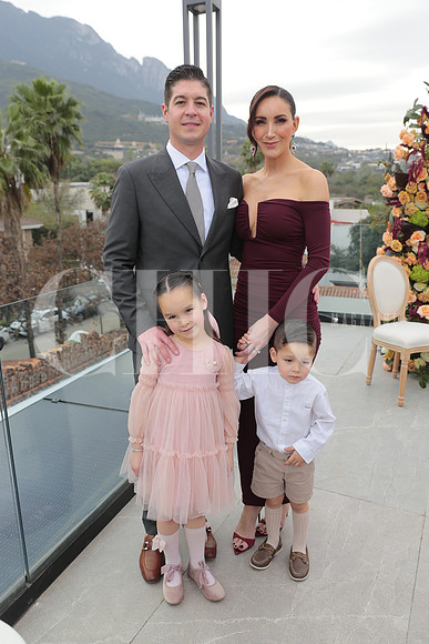 Roberto Serrano, Andrea Gonzalez Jimenez, Elena Serrano y Luca Serrano 7
