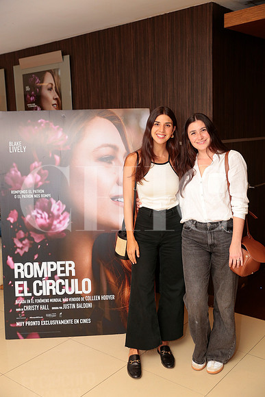 Valeria Lozano y Sofia Elizondo 3