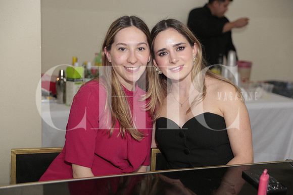 Valeria Vazquez y Paola Villarreal 3