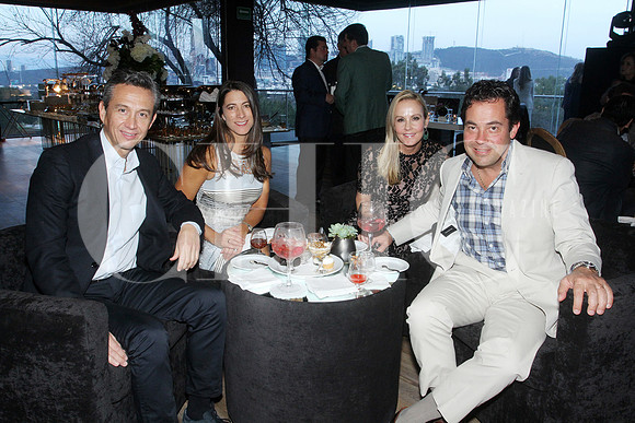 Miguel Barboza, Veronica de los Rios, Jami Quiroz y Roberto Quiroz