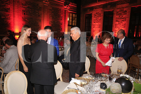 Samuel Garcia y Mariana Rodriguez 10