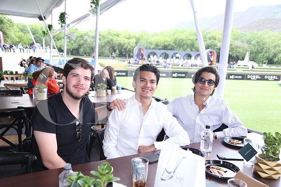 Diego Reyes, Daniel Becerra y Axel Morales 0