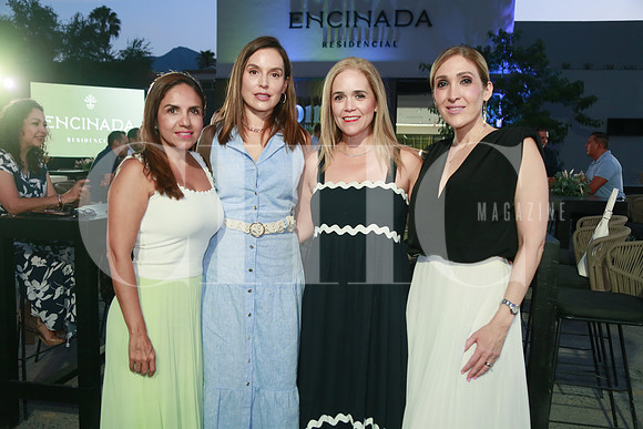 Angeles Reyna, Georgina Gil, Yanela Ruíz y Rosario Gámez de Garza