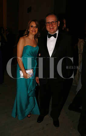 Irma de Alva y Salvador Alva