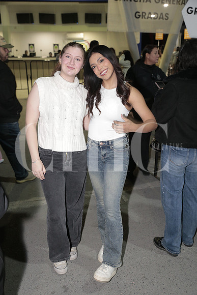 Monica Villegas y Valentina Caballero 1