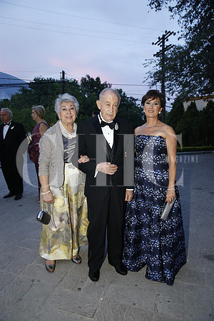 Consuelo Fernándeez, José Vicente Ferrara y Flora Ferrara de Cepeda