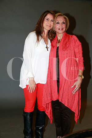 Cristina Canales y Crsitina de Canales