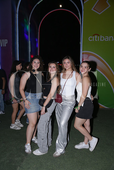 Gabriela Escobar, Michelle Montemayor, Claudia Escobar y Jimena Salinas 1