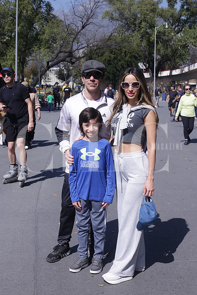 Alberto Sada, Lorena Mesa y Leonardo Sada 0