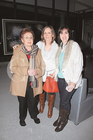 María de Carmen Elosúa de Toussaint, Cristina Toussaint y Catalina R de Toussaint