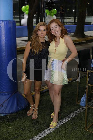 Ivonne Fautsch y Lizzy Garza 5