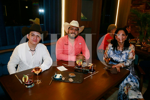 Ángel De León Carlos Arreola y Claudia Barrera