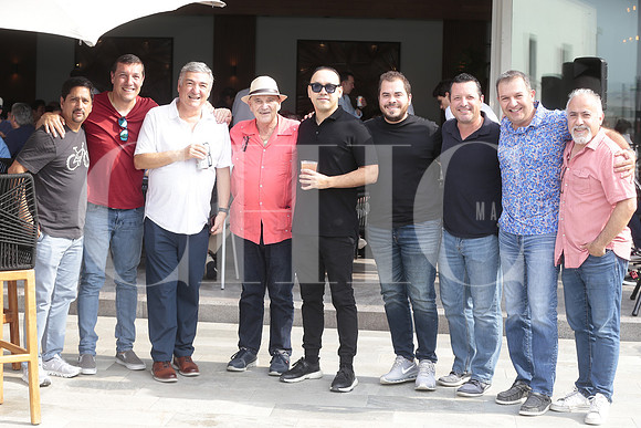 Rodrigo Correa, Juan Muñoz, David Garate, Ernesto Arreola, Roberto Patiño, Pedro Guzman, Claudio Perez, Gil Montiel y Carlos de la Garza 2