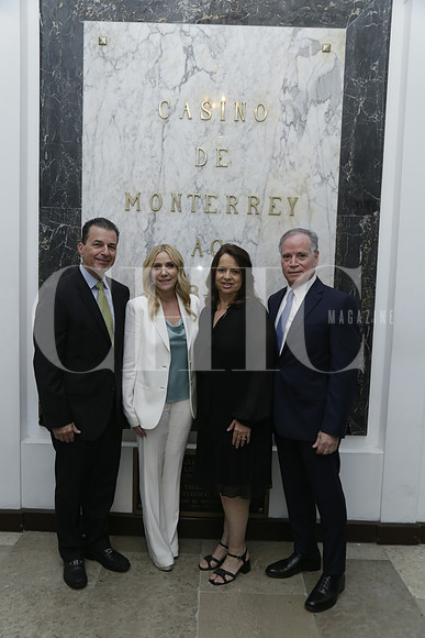 Gonzalo Lozano, Dora Pérez de Lozano, Piny Zambrano de Iturralde y Luis Iturralde