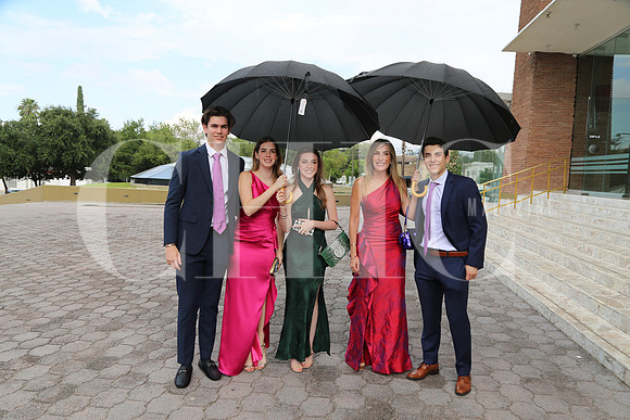 Antonio Pena, Raquel Lozano, Marifer Lozano, Sandra de Lozano y Jaime Garza 3