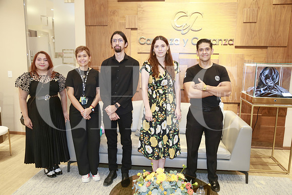 Jessica Soto, Jessica Ochoa, Miguel Cantú, María de los Angeles García y Andrés Lima
