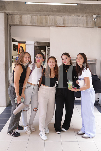 Ivana Ortiz, Michelle Navarro, Regina Quiroga, Sofia Tijerina y Estefy Herrera