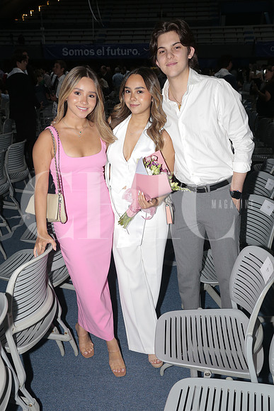 Vale Gracia, Isabella Hermosillo y Andrés Albahari 2