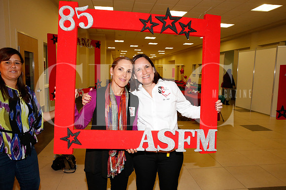 Maru Garza T de Carrillo y Eva Padilla
