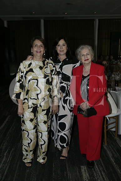 Nora Treviño, Minerva Salazar y Martha de Garza. (3)