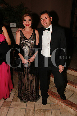 María Eugenia Flores de Villarreal y Edgar Villarreal