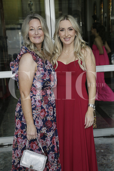 Suzanne Valdés y Amanda Valdés (2)