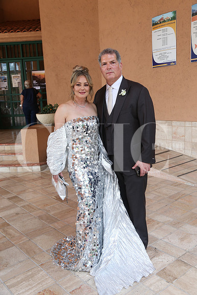 Graciela Elizondo de Vargas y Enrique Vargas( Papás Novia)0