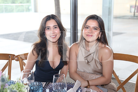 Paola Morales y Marisa Hernández 1