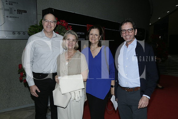 Fernando González, Martha Aguirre, Mane Martínez y Jaime Martínez