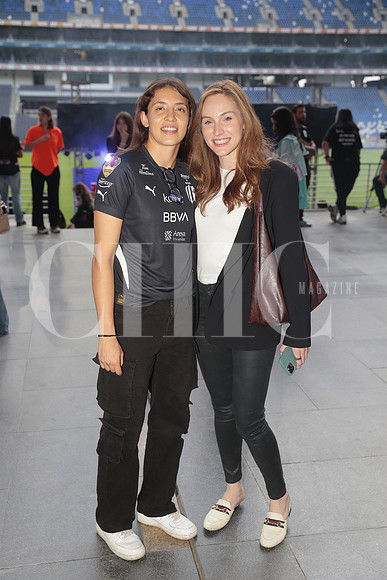 Paola Manrique y Pau Bremer 3