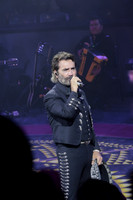 Alejandro Fernandez 8