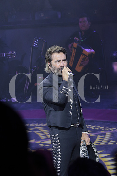 Alejandro Fernandez 8