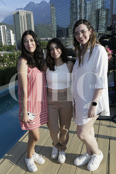 Naomi Diez, Barbara Garza y Karla González
