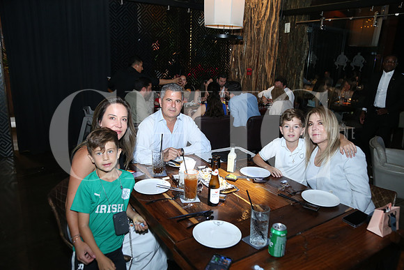 Santiago Lozano, Vanesa Lozano de Lozano, Eduardo Lozano, Leonardo Lozano y Juany Flores