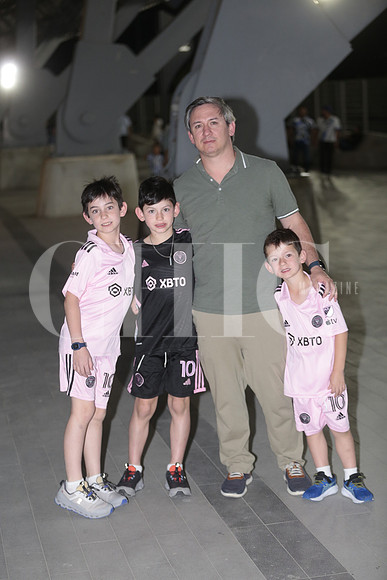 Santiago Cueva, Pablo Cueva, Rodrigo Cueva y Juan Pablo Cueva 4
