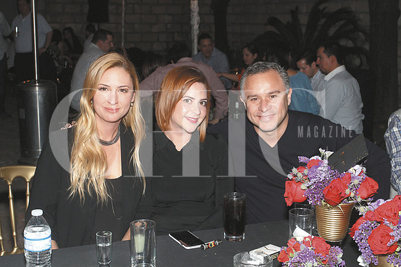 Cordelia de Hoyosde Villarreal, katty Elizondo y Rafael Villamar