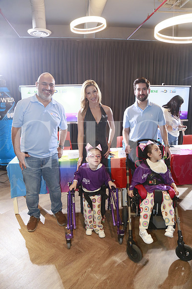 Fernando Galindo, Andy Benavides, Hugo Ramírez, María Fernanda Castillo y Rosa America Castillo (2)