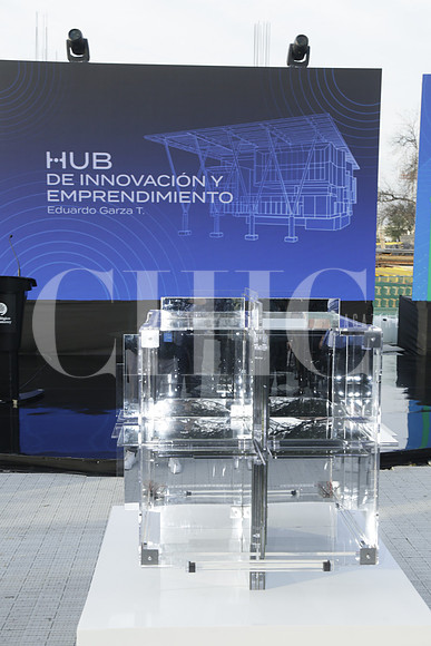 Primera piedra HUB de Inovación y Emprendimiento