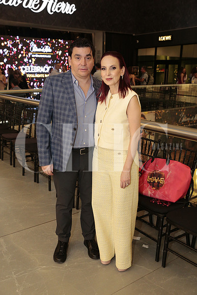Arturo Moyeda y Moni Garcia 1