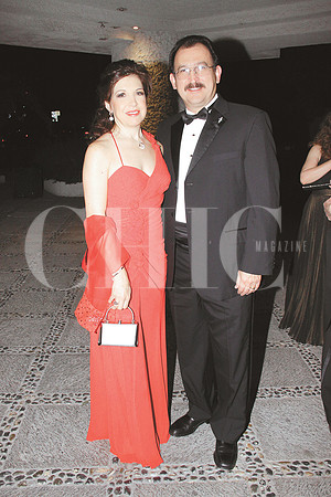 Graciela Llovera de Garza y José Mario Garza