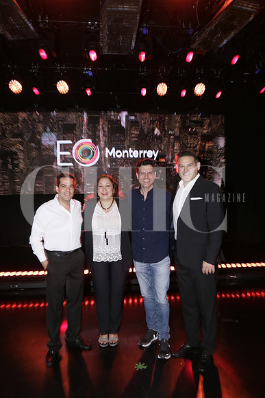 Leonel Martínez, Lucy Taho de Fernández, Mauricio Martínez y Rogelio Martínez (3)