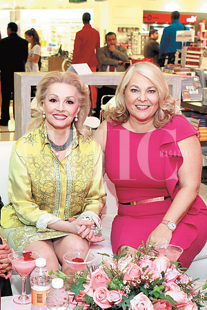 Adriana Garza Morton de Santos y Liliana Melo de Sada