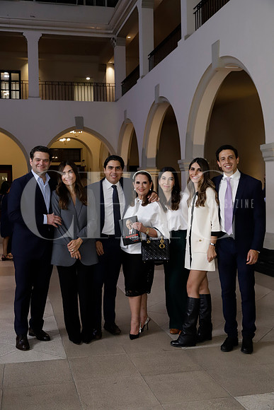 Francisco Cienfuegos, Lucia Todd, Rodrigo Todd, Elvira Lozano de Todd, Isabella Todd, Carolina Todd y José Antonio Collado 0