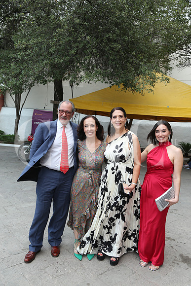 Jaime Tamez, Elia María Serna, Alejandra Morale y Alessandra de Luna 1