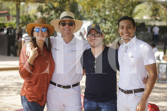 Sofía Izaguirre de García, Horacio García, Alan Wapinski y Pepe Luna 2