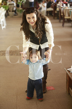 Alejandra Urtusuastegui y Alejandro Oropeza (1)