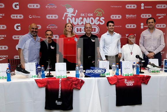 Fernando Galindo, Arturo González, Elke González, Luis Enrique Montenegro, Daniel Garza, Ana Jaramillo y Diego Ochoa (3)